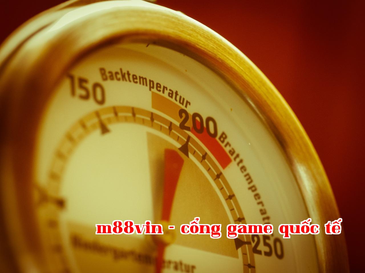 Thương mại hóa trang công khai và nguồn thu nhập thứ ba - i99bet